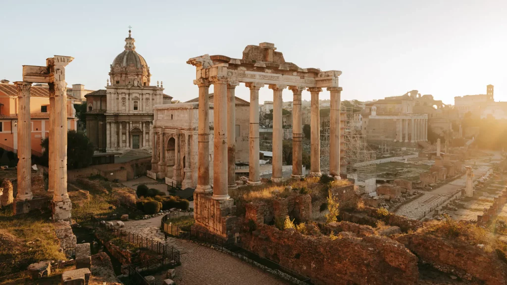 Rovine romane in Italia, uno dei luoghi più iconici per i viaggiatori nel 2025