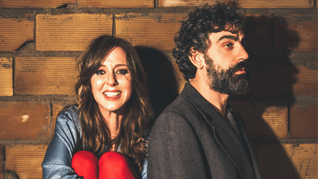 Caterina Guzzanti in scena nello spettacolo teatrale "Secondo lei"