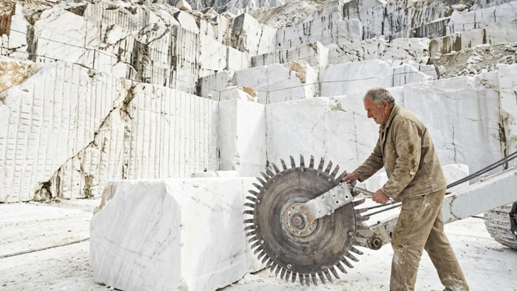 lavorazione del marmo italiano